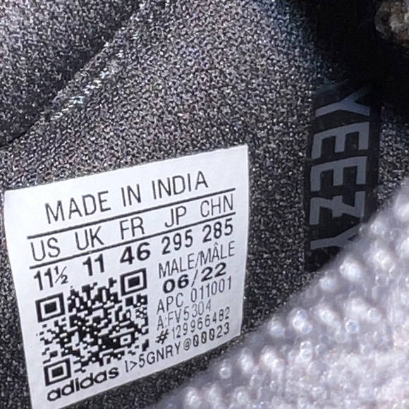 Yeezy Boost 700 Utility Black Size US 11.5 - Picture 7 of 10